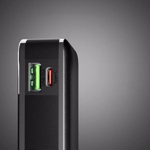 Powerbank SBS 10000 mAh 20W sisseehitatud USB-C kaabli ja digitaalse ekraaniga - must