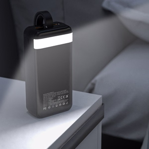 Wozinsky W8-W 30000 mAh 30W akupank, 2x USB-A, USB-C, taskulambiga, must