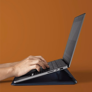 Uniq Oslo ümbris jaoks a 14" laptop - roheline