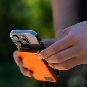 Blavec akupank 10000mAh BJ-03 Slim 13,5mm - Type C - 22,5W magnetiline Magsafe 3 in 1 (PBBJ03-MC10O) oranž alumiinium