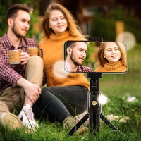Selfie stick with Juhtmevaba remote control tripod K07 must