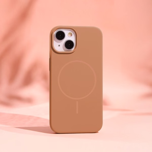 Silicone Thin Mag ümbris iPhone 12 / 12 Pro 6,1" karamell