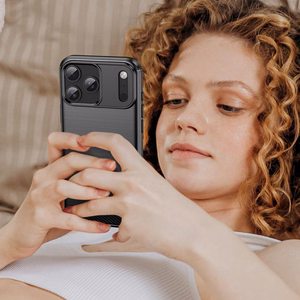 Carbon Ümbris jaoks iPhone 17 Pro - Must