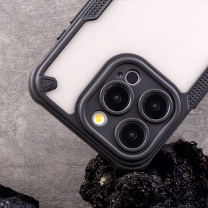 Defender Matt ümbris for iPhone 16 Pro 6,3" must