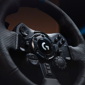 Logitech G G923 võidusõidurool ja pedaalid PS5, PS4 ja PC jaoks