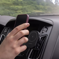 Maxlife autohoidja õhuventilaatorile MXCH-16 magnetiline traadita laadimisega must 15W