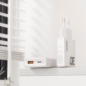 GaN Dudao A30EUL 30W USB-A / USB-C Wall Laadija + USB-C - Lightning Kaabel - valge