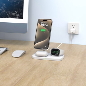 Tech-Protect QI15W-A22 MagSafe induktiivne laadija koos 3in1 MagSafe alus jaoks smartphone / Apple Watch / AirPods - valge