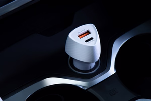 Автомобильное зарядное устройство Forcell F-Energy Carbon USB C + USB A QC3.0 PD 3A 38W CC50-1A1C белое