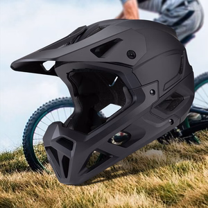 Wozinsky kogu nägu kattev jalgrattakiiver eemaldatava visiiriga, 60–62 cm, must