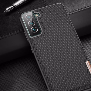Dux Ducis Fino ümbris on valmistatud nailonist Samsung Galaxy S22 + (S22 Plus) sinisele mudelile.