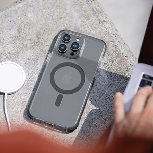 Uniq Combat iPhone 14 Pro Max 6.7" ümbris Magclick Charging must/concrete charcoal