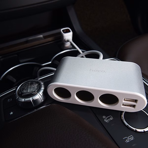 Autopistikupesa jagur Hoco Z13, 2 USB-pordi ja 3 pistikupesaga