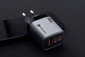 Phone laadija Forcell F-Energy GaN III 2 x USB C + USB A QC4.0 3,45A PD 70W SAM SFC2.0 with display LCD VT-37 hall