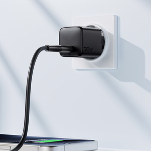 Acefast A118 зарядное устройство 30W GaN USB-C — чёрный
