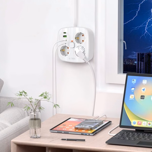 Tech-Protect PCS3X4 power strip, 3 sockets, 2xUSB-A, 2xUSB-C 200 cm - valge