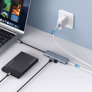 Ugreen USB Type C Jaotur - 4x USB 3.2 Gen 1 USB-C toitepordi halliga (CM219 70336)