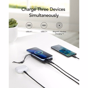 Powerbank compatible with MagSafe Veger MagOn (VP1151 / W1151) PD QC3.0 2A 20W 10000 mAh with wireless charging black