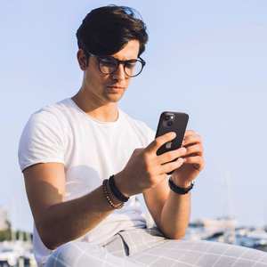 Spigen Glas.tR EZ Fit Optik Kaamerakaitse iPhone 14 / Plus / 15 / Plus - must 2 tk.