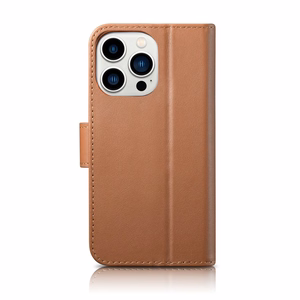 iCarer rahakoti ümbris 2in1 Cover iPhone 14 Pro Max nahast Flip Cover Anti-RFID pruun (WMI14220728-BN)