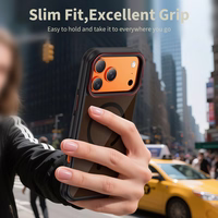 Tech-Protect MagHybrid MagSafe Ümbris jaoks iPhone 17 Pro Max - Must and Punane