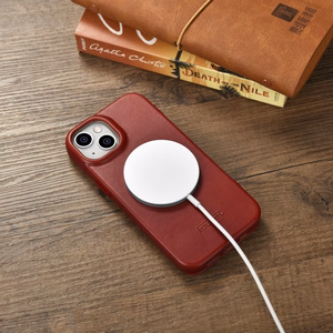 Чехол iCarer CE Oil Wax Premium Leather Folio для iPhone 14 Plus магнитный с откидной крышкой MagSafe красный