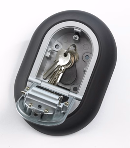 Yale Y500/187/1 Key box opened with combination lock