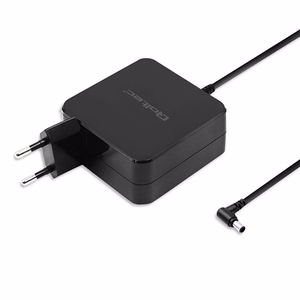 Qoltec 51745 toiteadapter sisetingimustes 65 W must