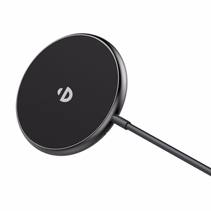 Choetech T697-F 3-in-1 magnetic charger (black)