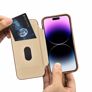 Чехол iCarer CE Premium Leather Folio для iPhone 14 Pro магнитный с откидной крышкой MagSafe коричневый