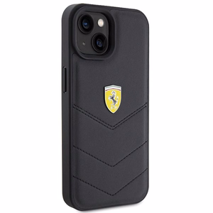 Ferrari Quilted Metal Logo ümbris jaoks iPhone 15 - must