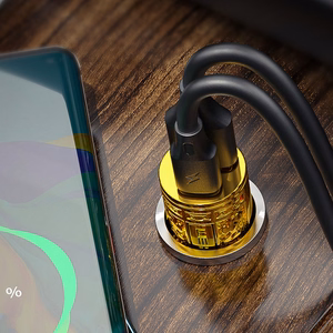 WEKOME WP-C37 Sakin Series autolaadija, USB-C + USB-A, PD 20 W, kuldne