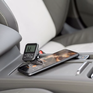 Bluetoothiga autosaatja USB-pesaga