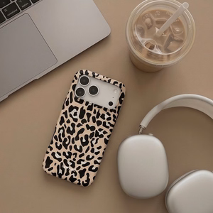 Tech-Protect Lamano MagSafe ümbris mudelitele iPhone 18 Pro Max / 17 Pro Max, beež ja must