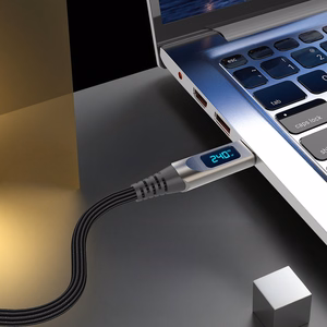 Blavec Kabel Lumix pleciony - Typ C na Typ C - PD 240W 5A LED display 1,2 metra Apple CarPlay/Android Auto (CLU-CC5BG12) czarno-szary
