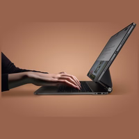 Uniq Venno Pro Magnetic Smart Ümbris with Keyboard jaoks iPad 11" 2025 / iPad Air 11" 2024 / 2025 / iPad Pro 11" 2018 / 2020 / 2021 / 2022 / 2024 - Brown