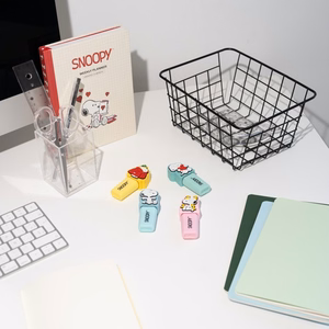 Snoopy - Highlighter Set 4 Colors with 3D Topper