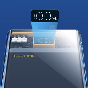 WEKOME WP-323 Vanguard Series akupank, 10000 mAh, PD 20 W + QC 22,5 W, sisseehitatud USB-C- ja Lightning-kaablitega, must ja läbipaistev