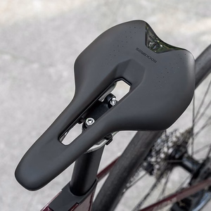 Rockbros RK145 sportlik anatoomiline jalgrattasadul – must