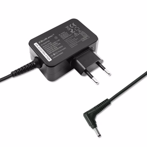 Qoltec 51026 toiteadapter sise-/välistingimustes 65 W must