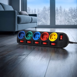 Maclean MCE204M power extension 1.5 m 5 AC outlet(s) Indoor Black, Multicolour