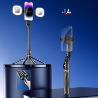 Blavec Selfie Stick Aluminium Fusion P-07 Magsafe tripod + remote control + 2 lamps 1,4 metres (SSFP07-MTR2LB14) must