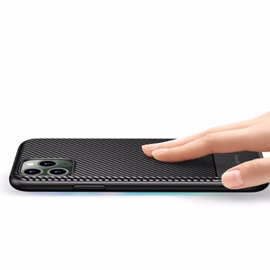 Crong Prestige Carbon ümbris seadmele iPhone 11 Pro Max, must