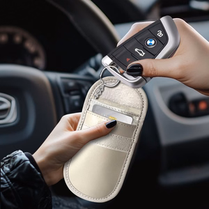 Tech-Protect KLR100 RFID Blocking Car Key Ümbris - Beige