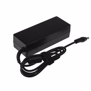Green Cell AD27AP vooluadapter siseruumideks 90 W, must