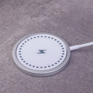 Maxlife MXWC-05 magnetiline traadita laadija 15W valge