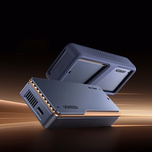 Ugreen D703 USB4 40Gb/s M.2 NVMe SSD korpus aktiivse jahutusega - hall