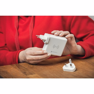 Multifunction laadija Forcell F-Energy 4in1 2 x USB A + USB C 15W + akupank 8000mAh + juhtmevaba charging valge