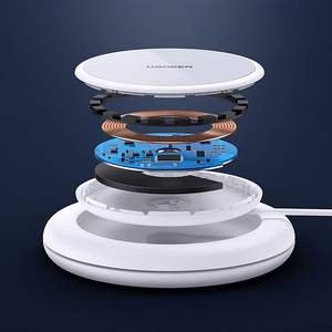 Ugreen CD245 40123 juhtmevaba Qi / MagSafe laadija 15W USB-C kaabliga valge