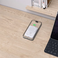 Tech-Protect LifeMag PB11 Powerbank MagSafe 10000mAh 15W USB-C port - valge + USB-C kaabel